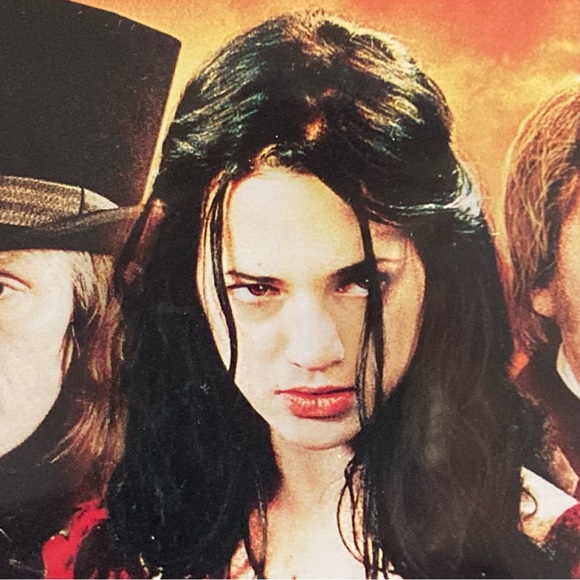 Les Miserables DVD - Picture 3 of 13